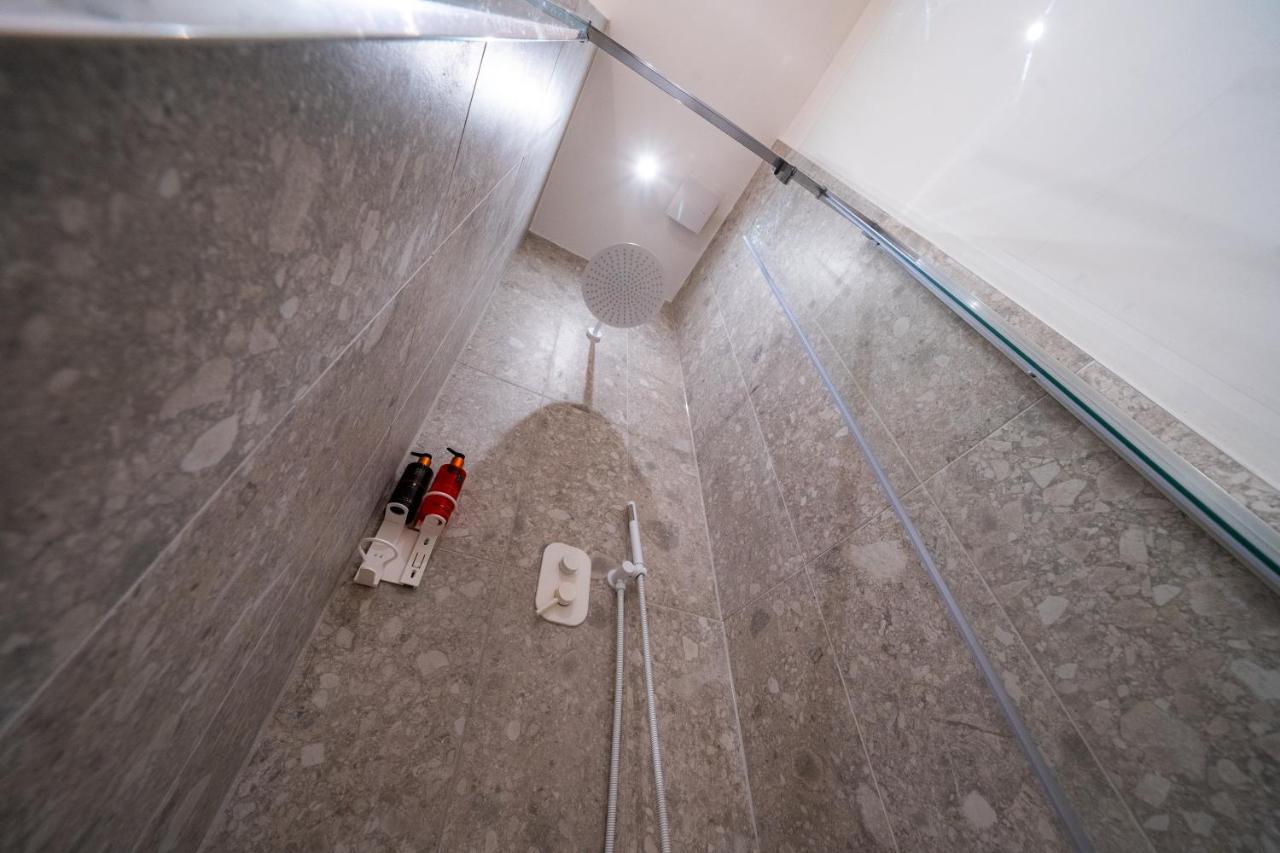 Coente Apartments Kiraly 28 Будапеща Екстериор снимка